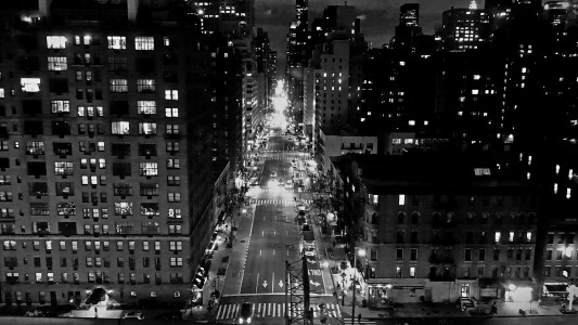 la rue la nuit par Jean Michel
