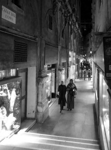 la rue la nuit par Thierry