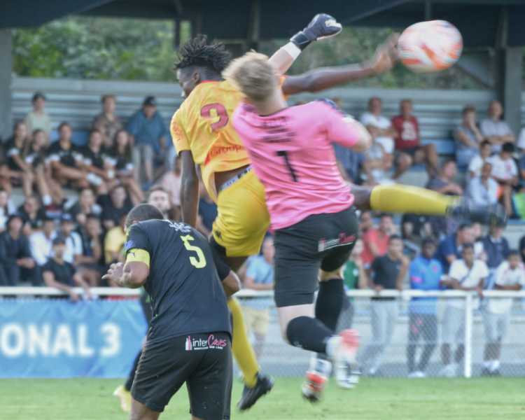 EXP FLOU 102a EXP FLOU 102a